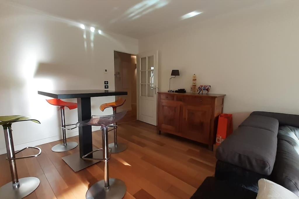 Appartement centre ville, Parc Olympe de Gouges Annemasse Extérieur photo